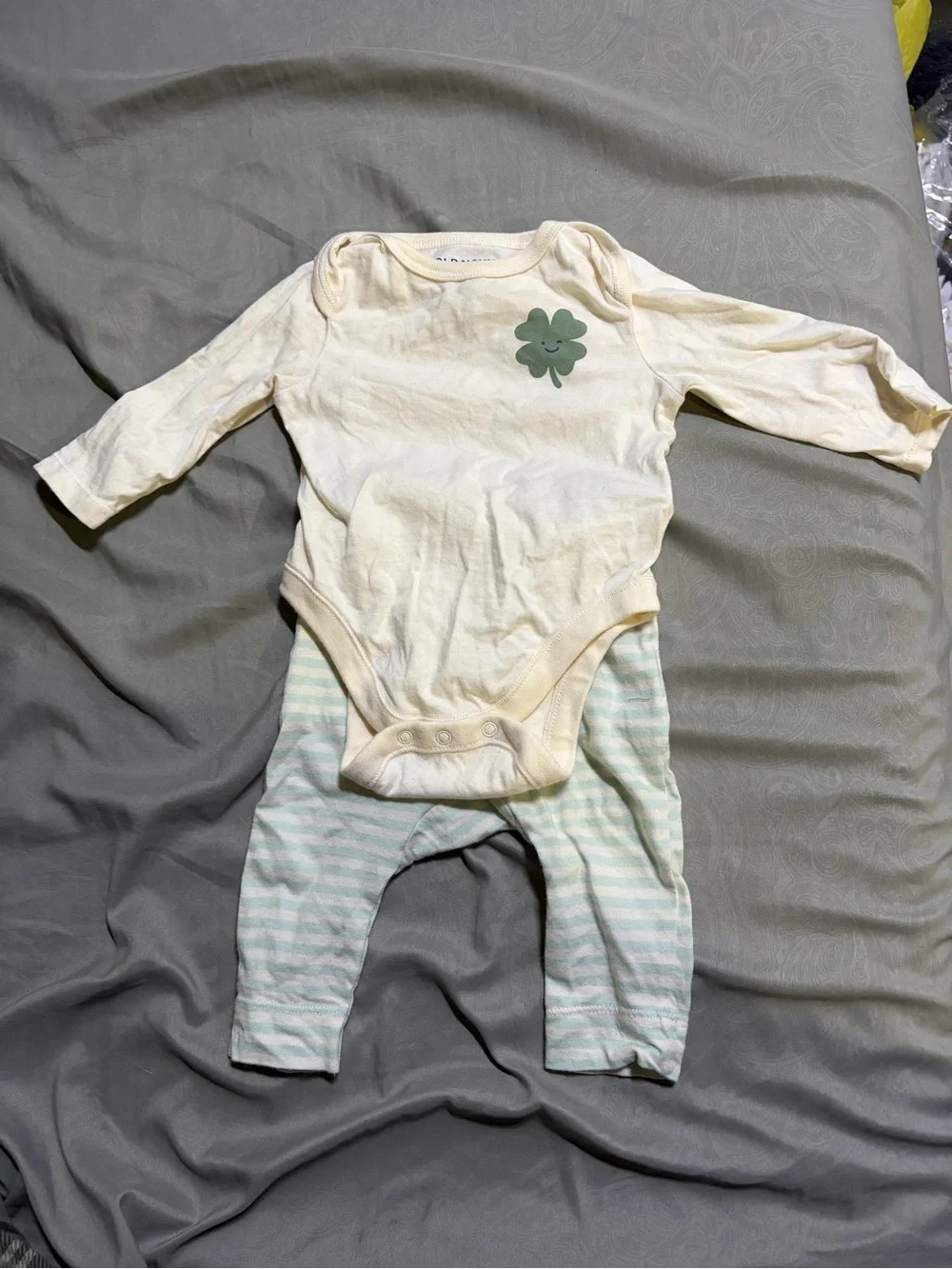 Old Navy Cream and Green Baby Matching Set